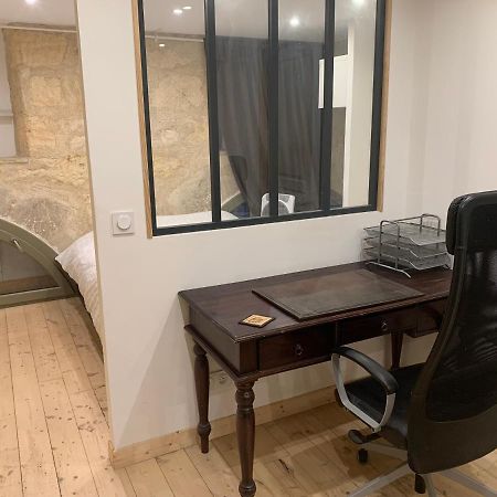 Chambre Avec Salle De Bain Et Cuisine Privee Centre Ville Historique Avec Climatisation Et Patio Bordeaux Luaran gambar